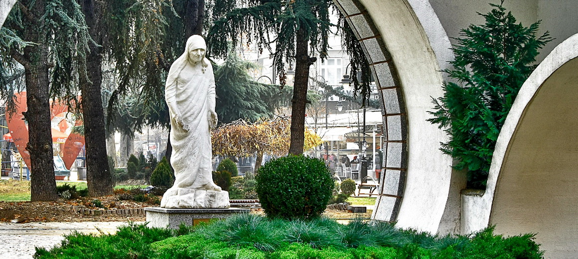 Monument of Mother Teresa Skopje